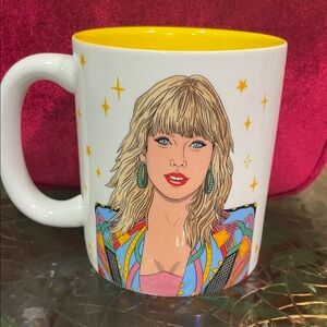 New Taylor swift mug with double sided images Never used